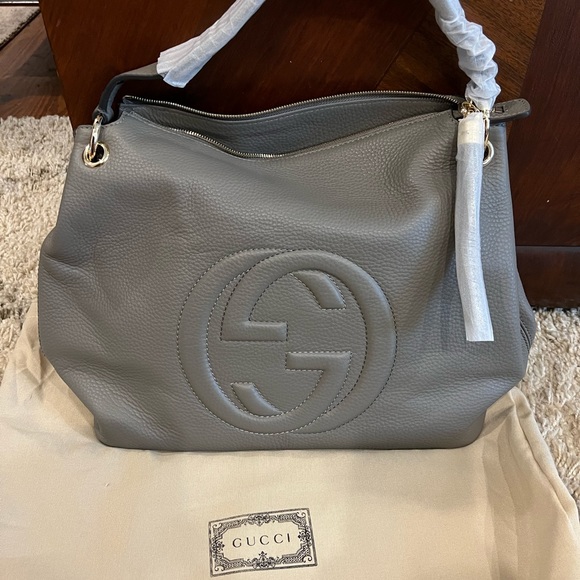 Gucci Handbags - Leather Gucci soho handbag